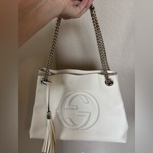 Gucci ivory cream Leather Shoulder Tote with gold hardware Chain Straps💗💗💗💗